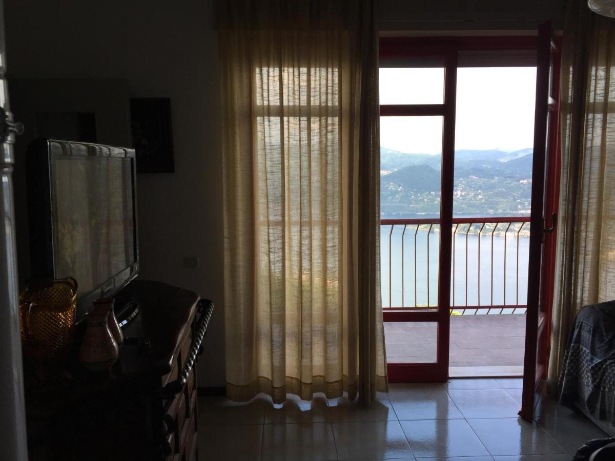 Casa Isabella Apartment Madonna Del Sasso Екстериор снимка